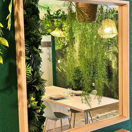 Jungle Jacuzzi Terrasse, Wi-fi & Parking Pv *