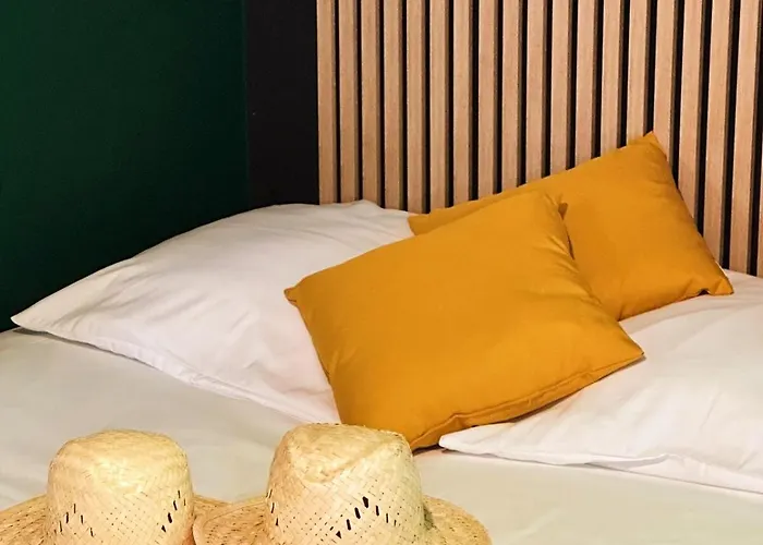 Apartman Jungle Jacuzzi Terrasse, Wi-fi & Parking Pv